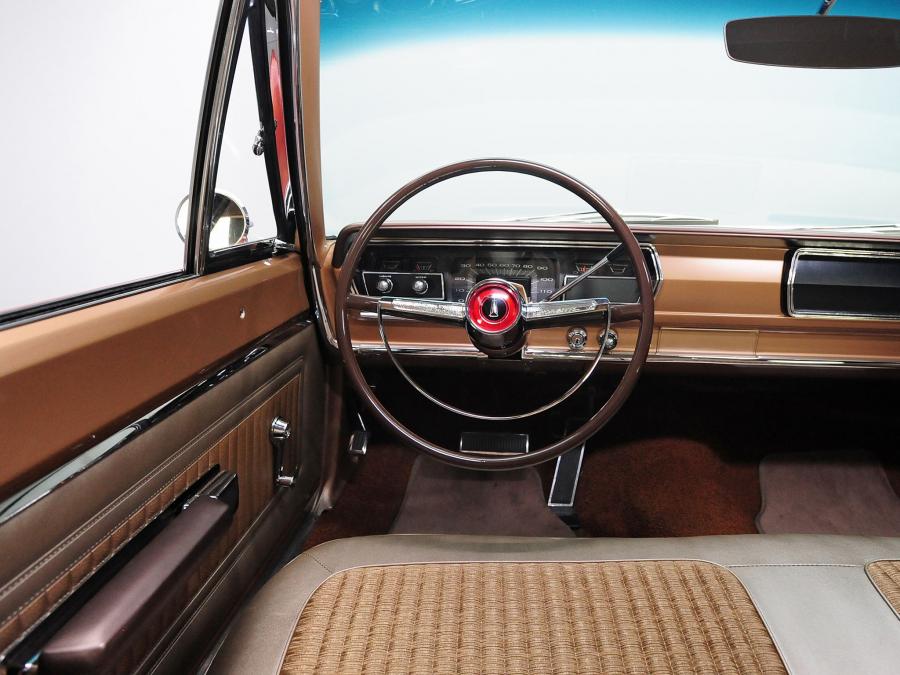  Plymouth Belvedere II 426 Hemi Hardtop Coupe 1966 года  (фото 8 из 11)